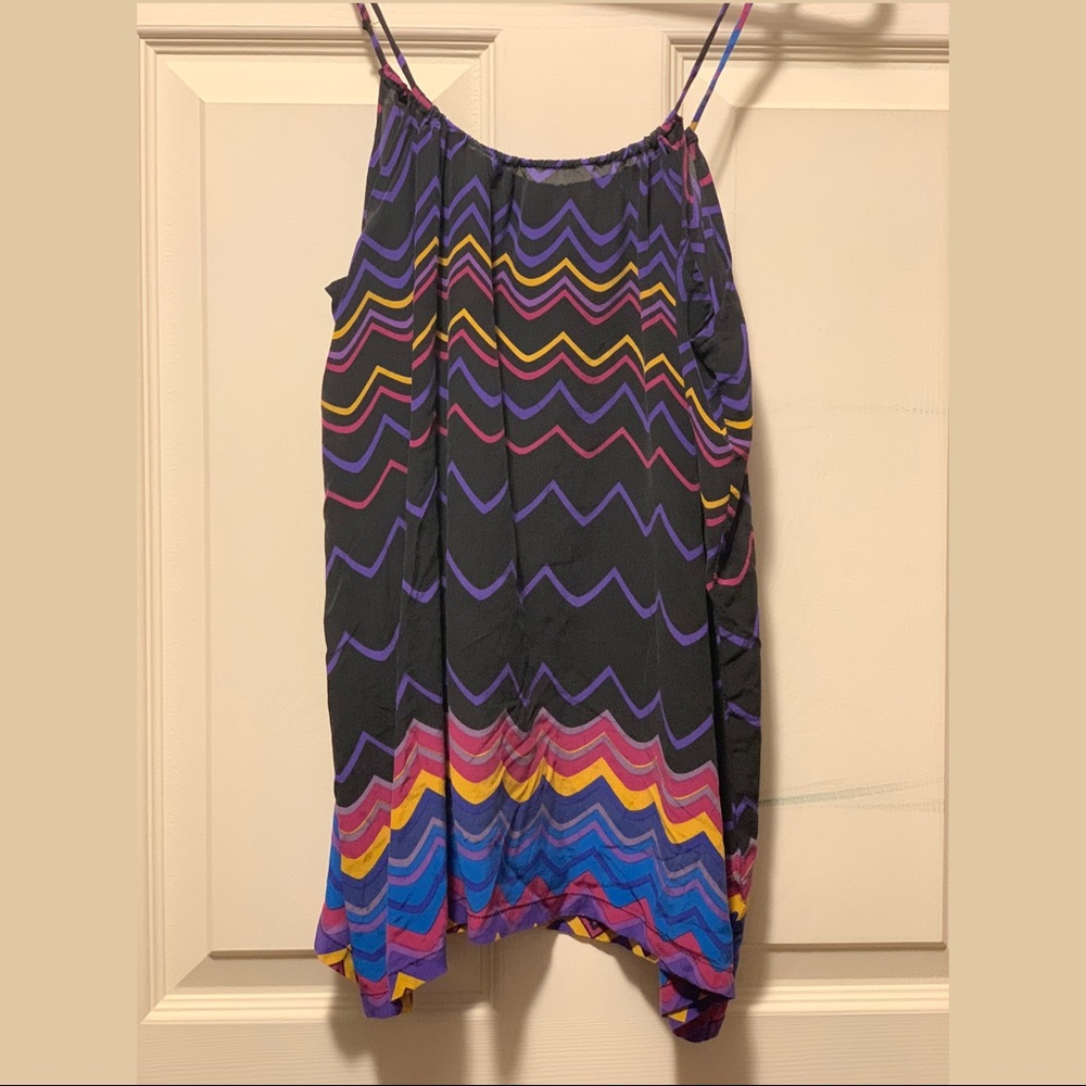 Flowy Tank with Zigzag pattern